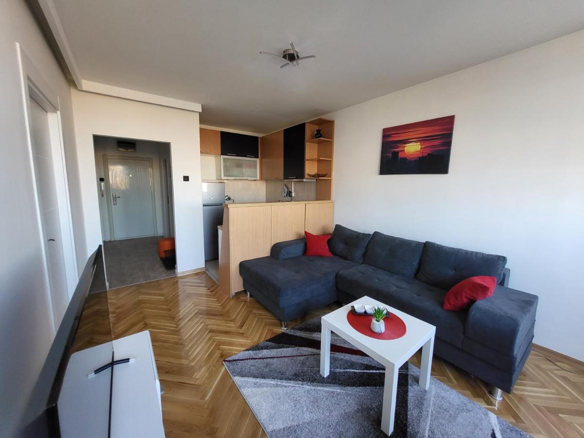 Grey Apartment *