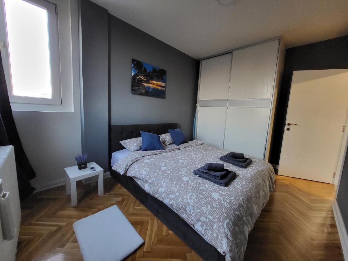 Apartment Grey *